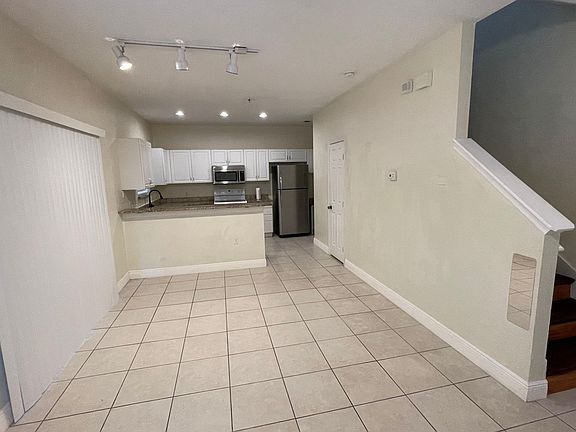 2nd image of 6225 Clifton Palms Dr