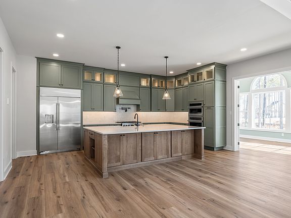 7th image of this home