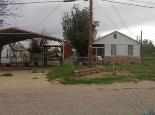 107 S Swigart St, Carlsbad, NM 88220