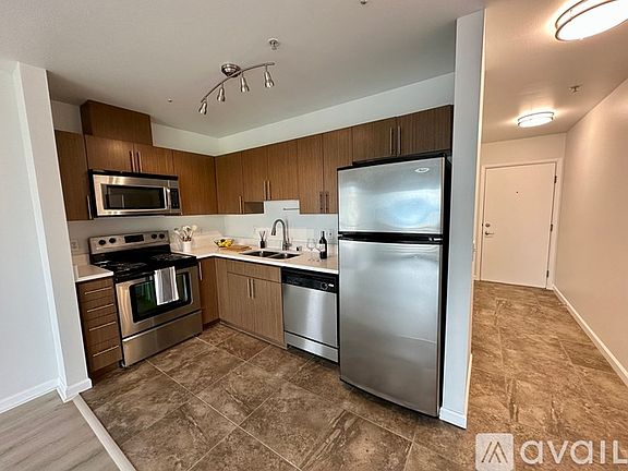 2nd image of 222 Queen Anne Ave N APT 701