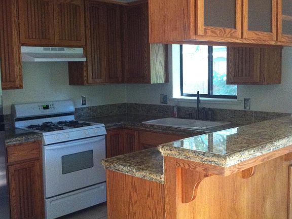 3rd image of 22507 Robin Hood Dr #1