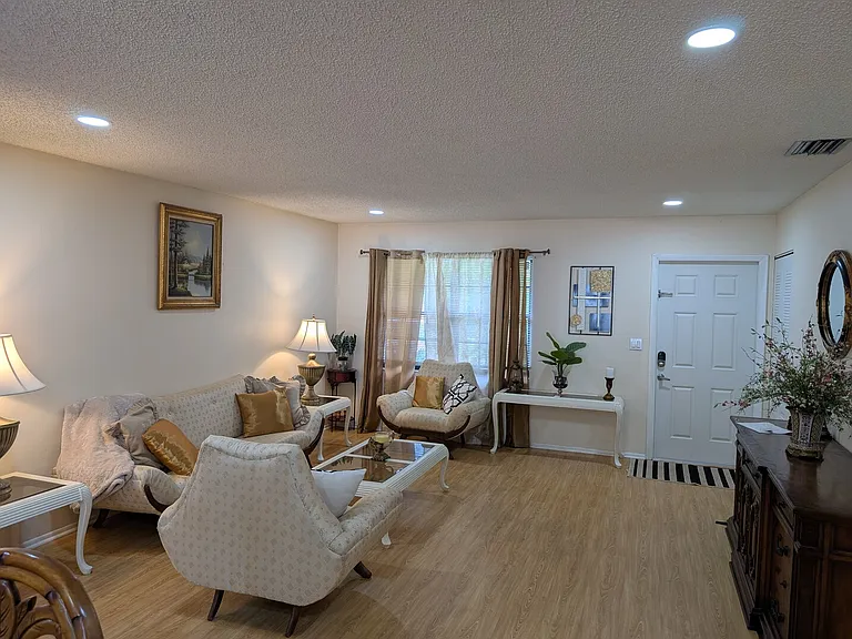 Gannet Ave NW — Photo 14