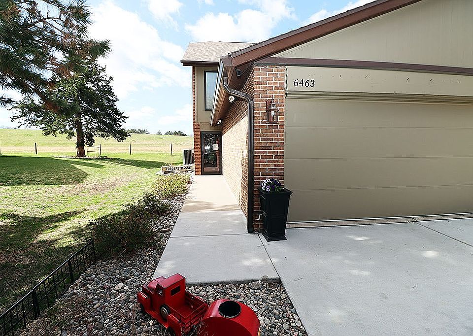 1st image of 6463 Boxelder Dr