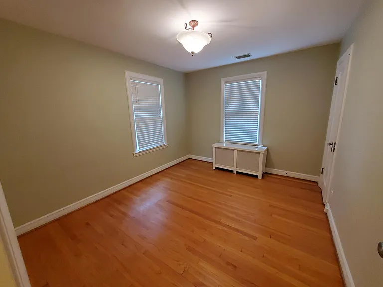 127 Parkland Ave — Photo 17