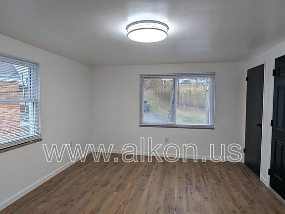 5th image of 81 W View Ave Floor 1