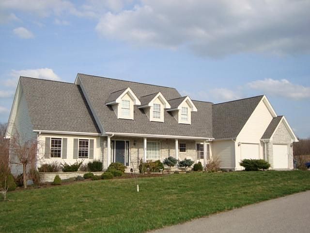 2nd image of 880 Buena Vista Dr