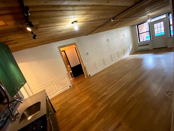 4th image of 350 E 19th St APT 2F