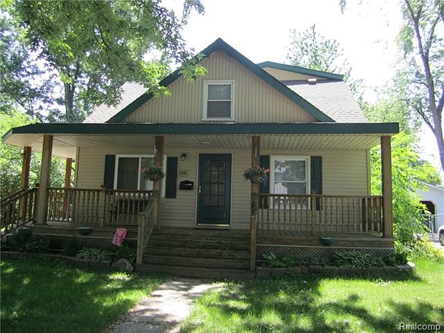 1st image of 33511 Brown St