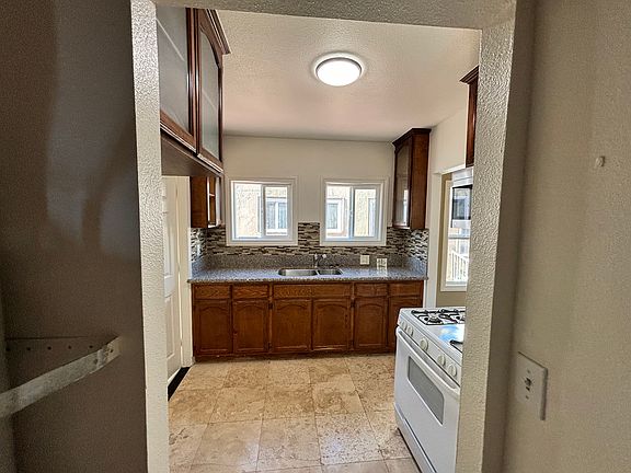 5th image of 5217 Denker Ave #5219-1/2