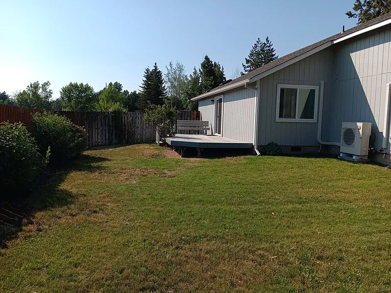 3092 NE Tahoe Ct — Photo 30