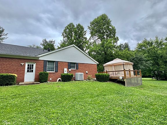 5th image of 1805 S County Road 400 W
