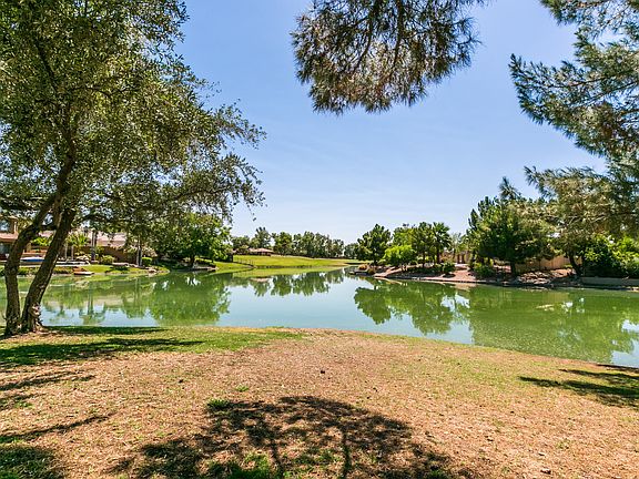 2nd image of 1153 W Lantana Dr