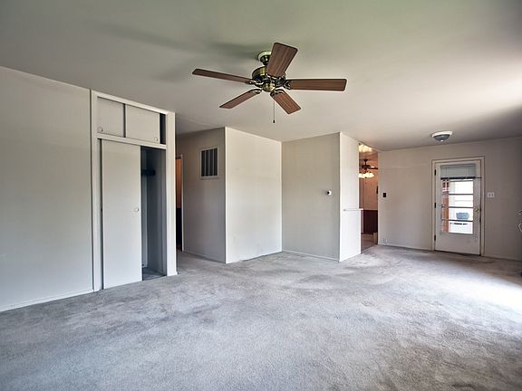 3rd image of 1303 Catherwood Dr