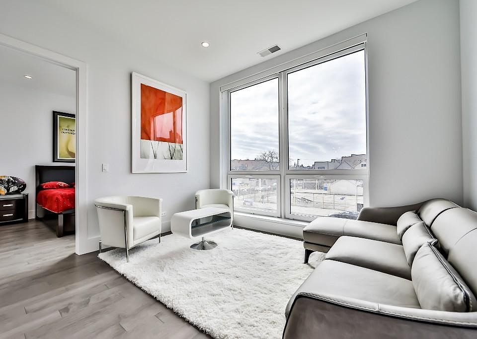 1st image of 2353 W Wabansia Ave #306