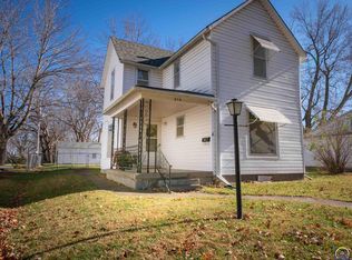 214 New Jersey Ave, Holton, KS 66436