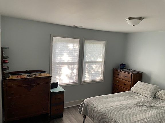 4th image of 66 Love Ave