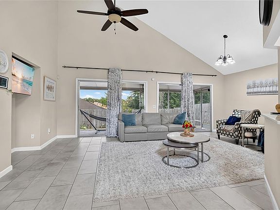 3rd image of 7408 Little Pond Ct