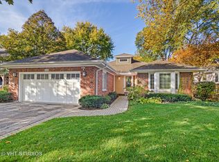 1128 Prairie Ave, Deerfield, IL 60015