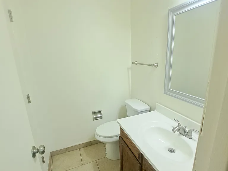 1345 Branson Ave #1D — Photo 7