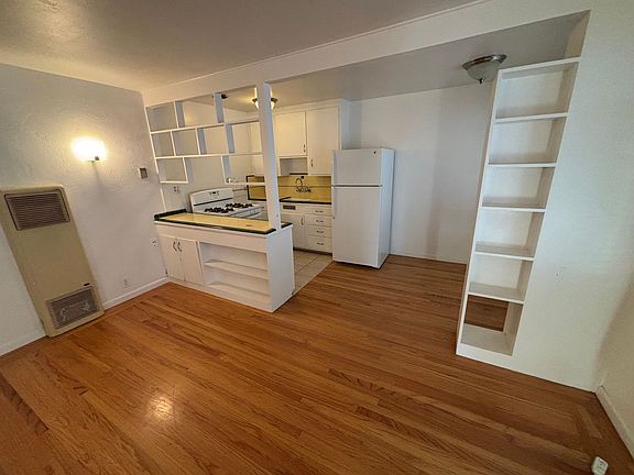 4th image of 2522 N St #112
