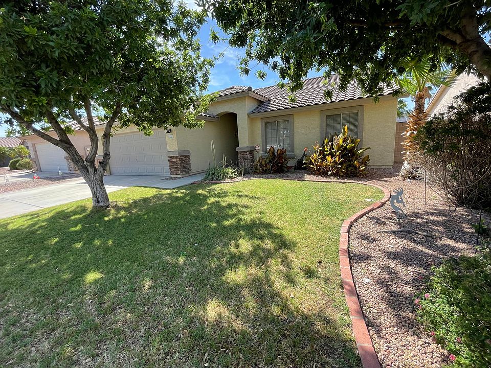 1st image of 15424 N 160th Ln