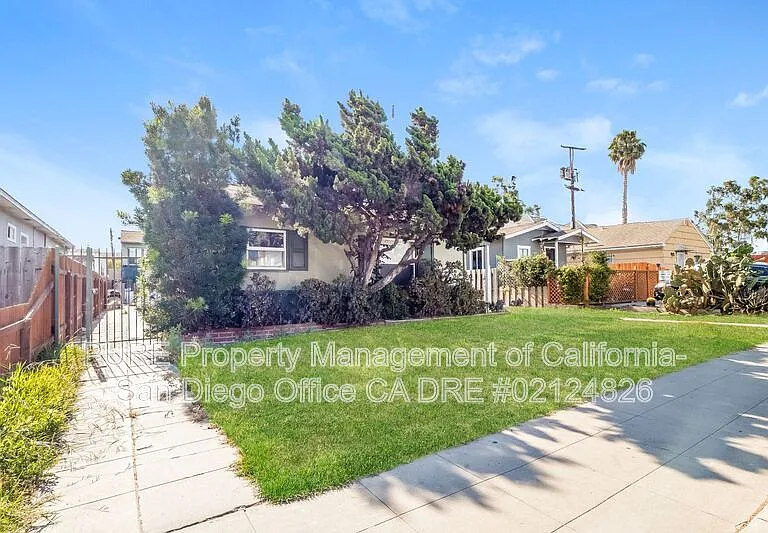 4339 Utah St — Photo 1