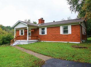 552 Locust Corner Rd, Cincinnati, OH 45245