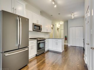 1027 E Hyde Park Blvd #4A, Chicago, IL 60615