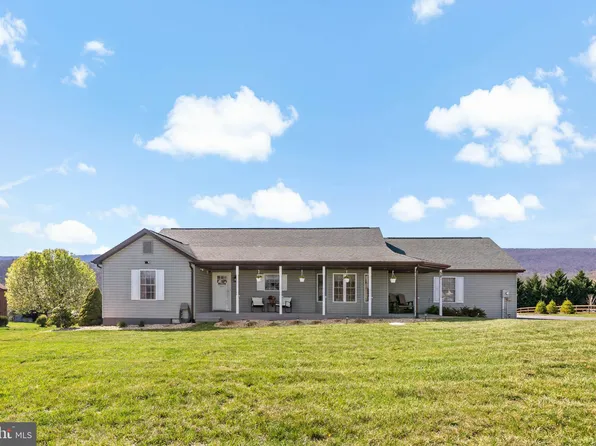 58 Dawson Farm Ln, Berkeley Springs, WV 25411