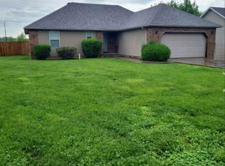 503 S Birchwood St, Strafford, MO 65757