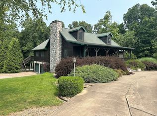 1725 Pearl Wood Rd, Albany, OH 45710