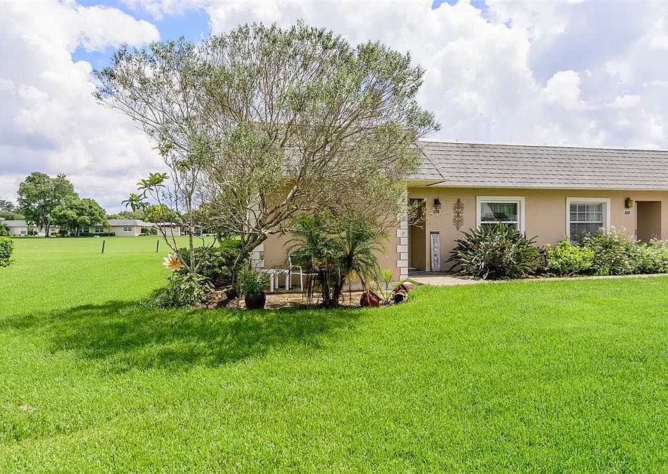 1st image of 9625 Brassie Ct #9625