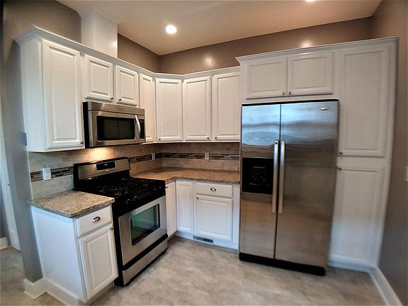 2nd image of 4016 N 35th St