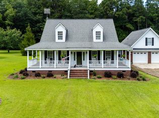 837 Burney Ford Rd, Clarkton, NC 28433