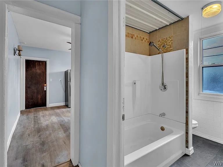 212 Lockwood Ave #1 — Photo 16