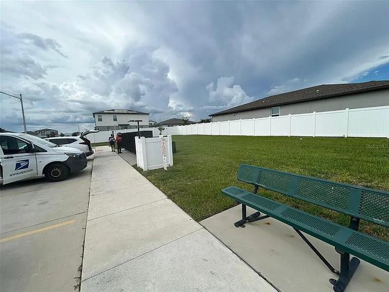 144 Towns Cir — Photo 28