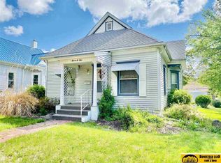 1104 F St, Fairbury, NE 68352