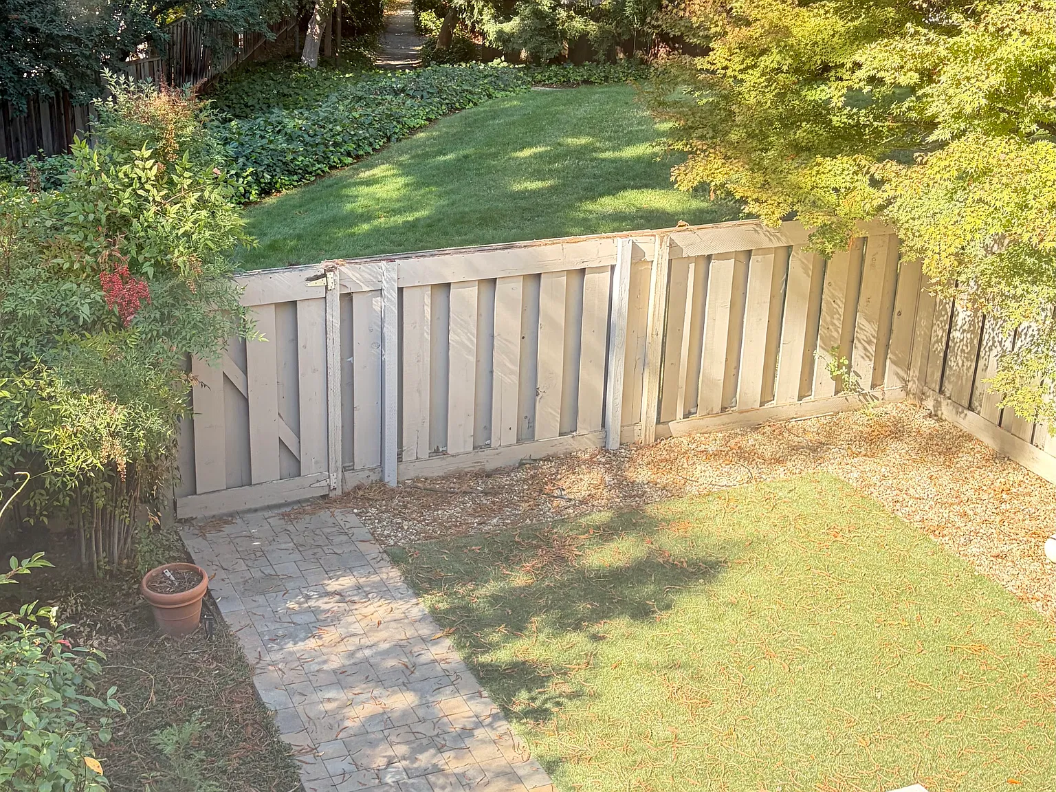 3 bed, 2.5 bath, 1673 sqft, $4,200 — Photo 3