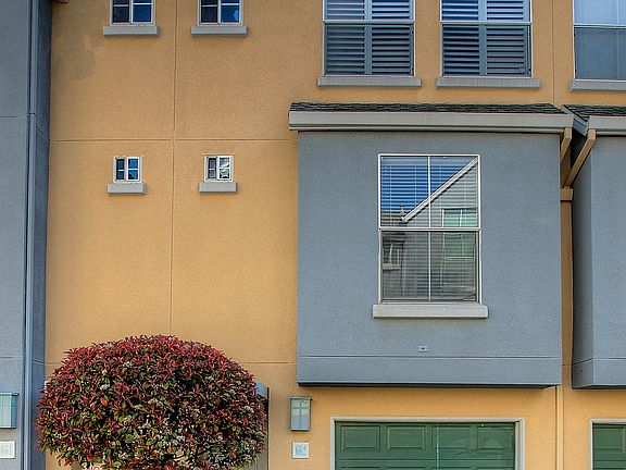 2nd image of 662 Atherton Pl