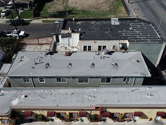 2nd image of 2820 W Slauson Ave