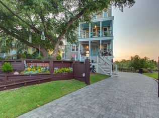 426 W Indian Ave, Folly Beach, SC 29439