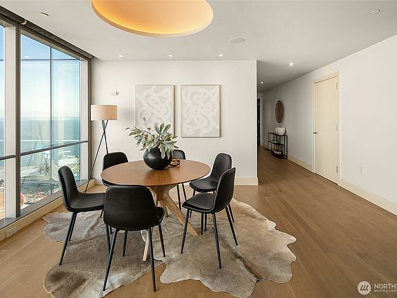 4th image of 99 Union Street #1401