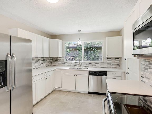 Kitchen_2