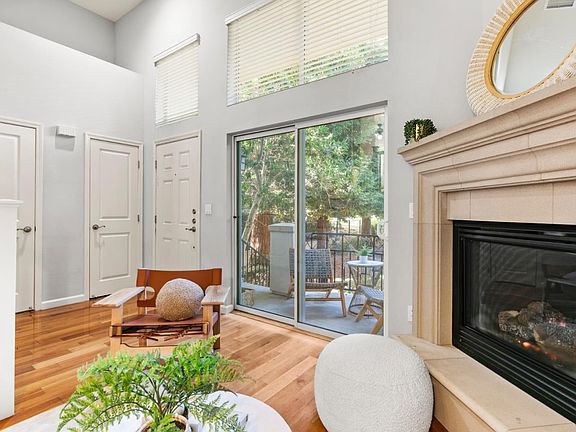 5th image of 171 Bel Air Ct