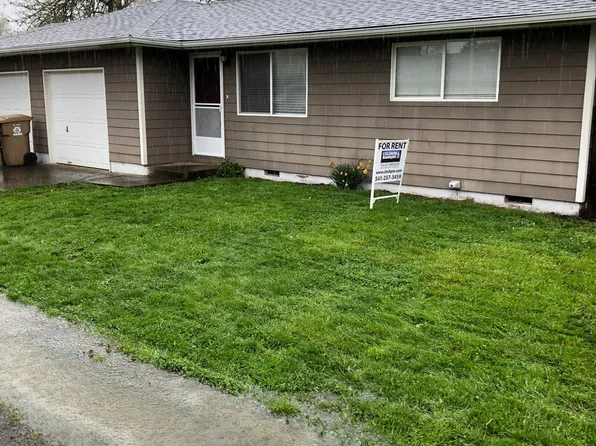 408 Kay Ave APT C, Brownsville, OR 97327