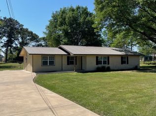 21719 Forest Grove Dr, Chandler, TX 75758