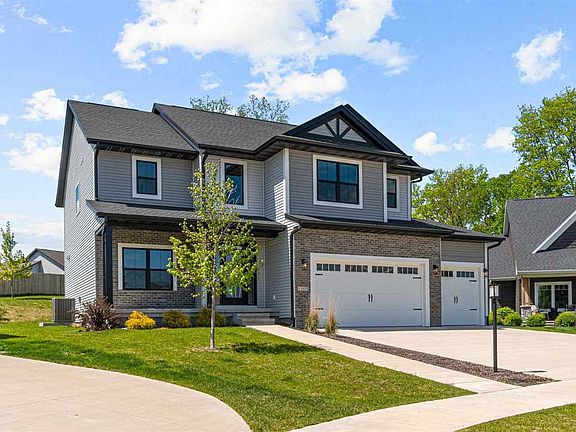 2nd image of 1005 Thomas Cir