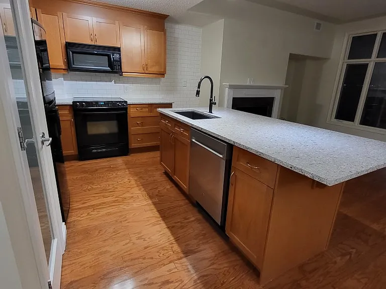 9020 Jasper Ave NW #606 — Photo 8