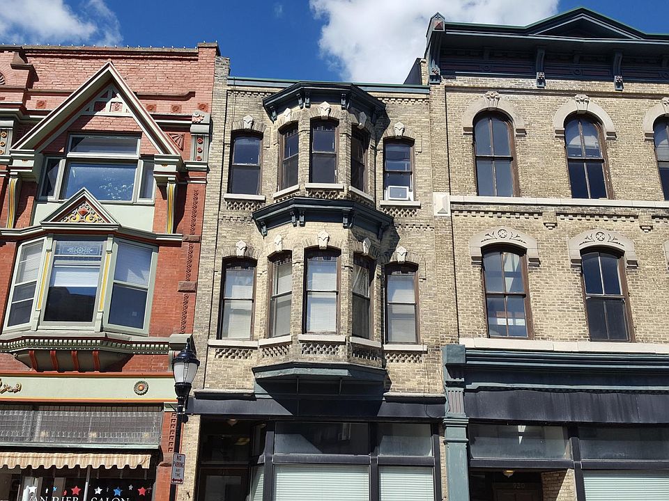 1st image of 920 Clinton St APT 302