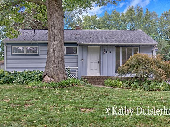 2nd image of 866 48th St SE
